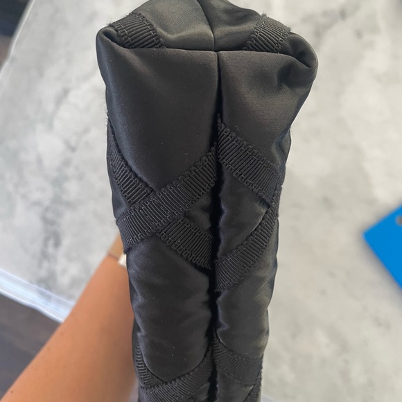 BNIB Chanel black grosgrain nylon foldable tote/clutch quilted gold brand new - Picture 16 of 16